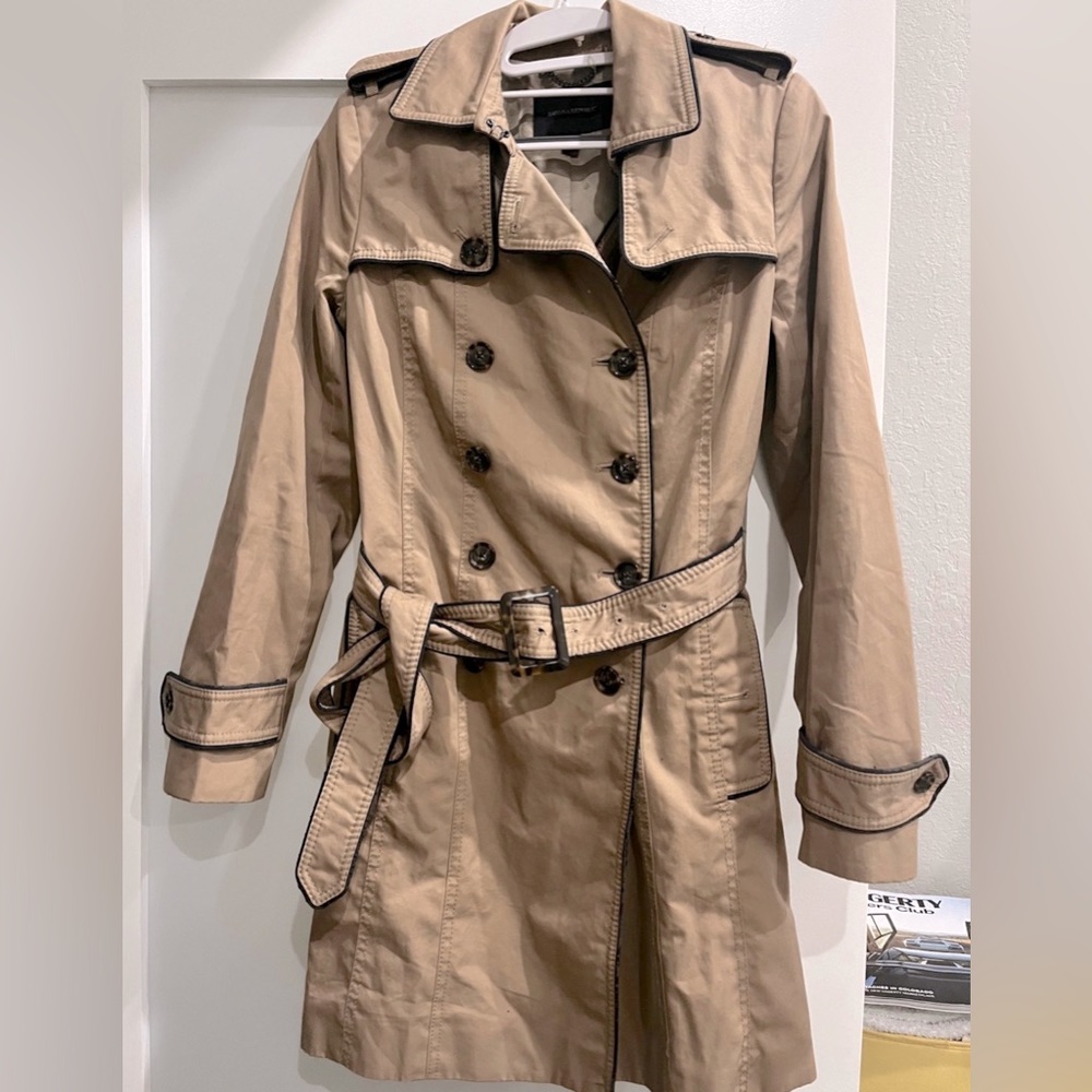Banana Republic trendy trench coat